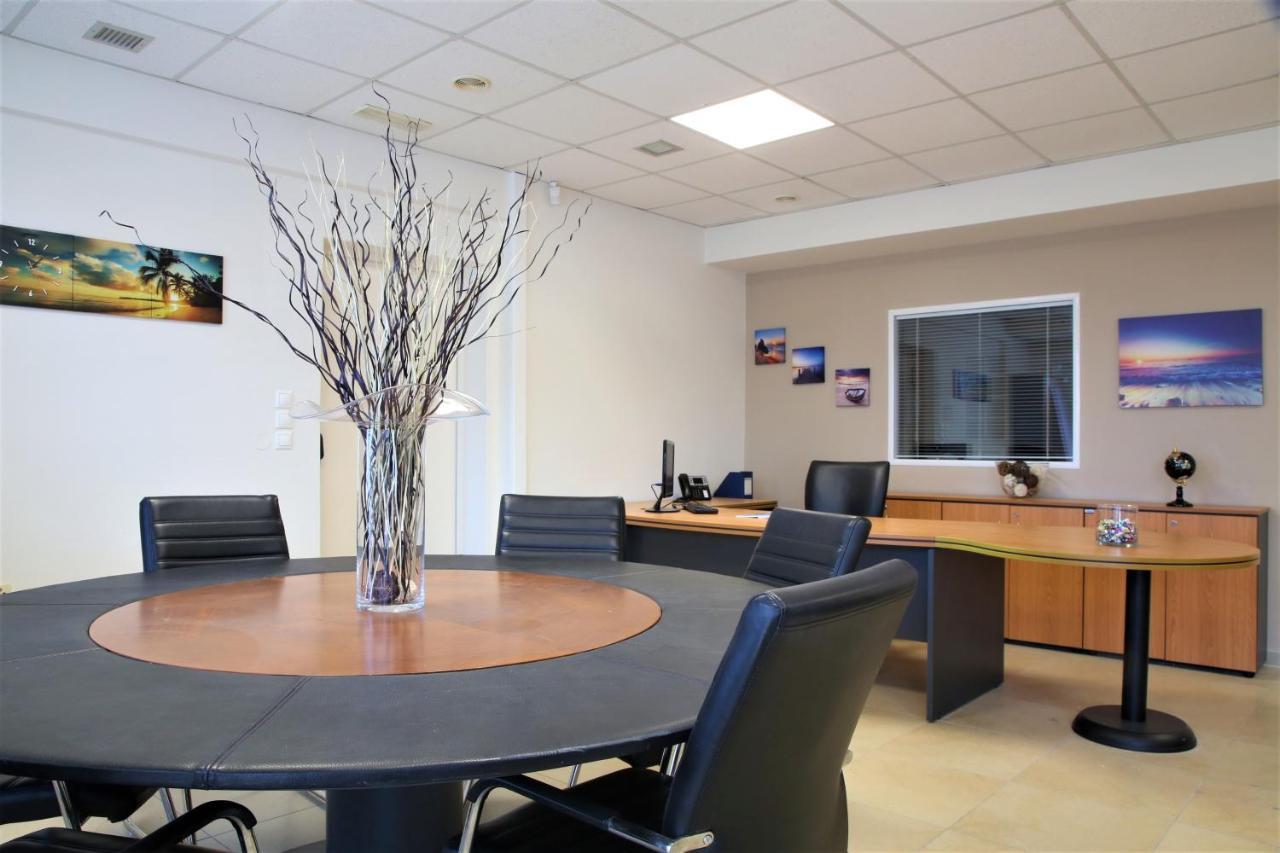 Gk Airport Suites - Free Shuttle By Gk Properties Markópoulon Exterior foto